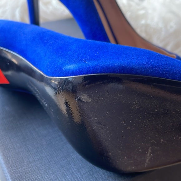 ‼️Clearout Price‼️ Electric Blue Suede Heels - Picture 9 of 10